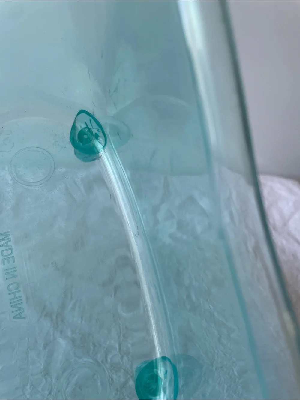 Aqua Miniature acrylic plastic Claw Foot Bath Tub 7.5 x 4.75 x 3.75”